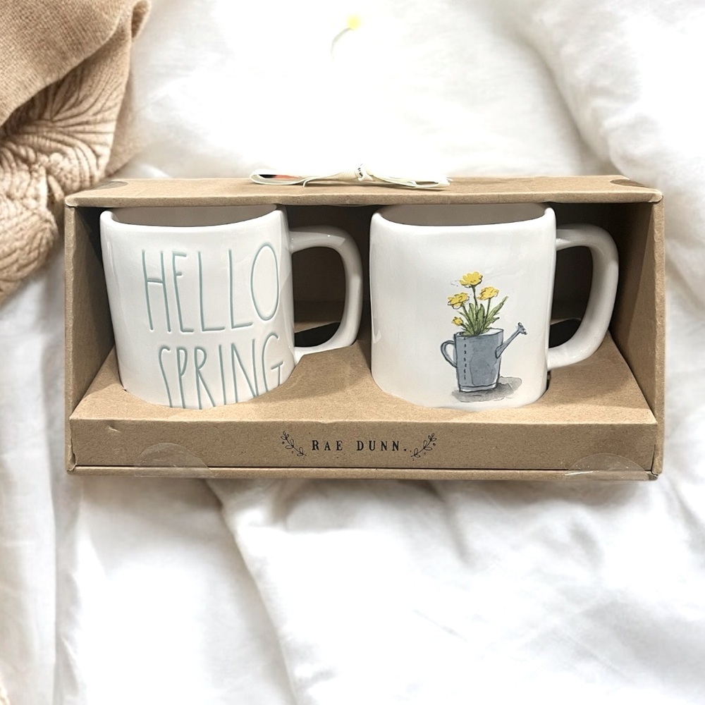 NWT Rae Dunn HELLO SPRING Gift Set Ceramic Large Mugs Flowers Celebrate